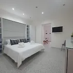 Private House 14 * باليرمو