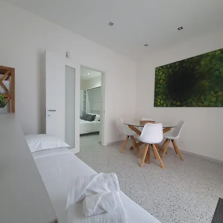 아파트 Private House 14 *